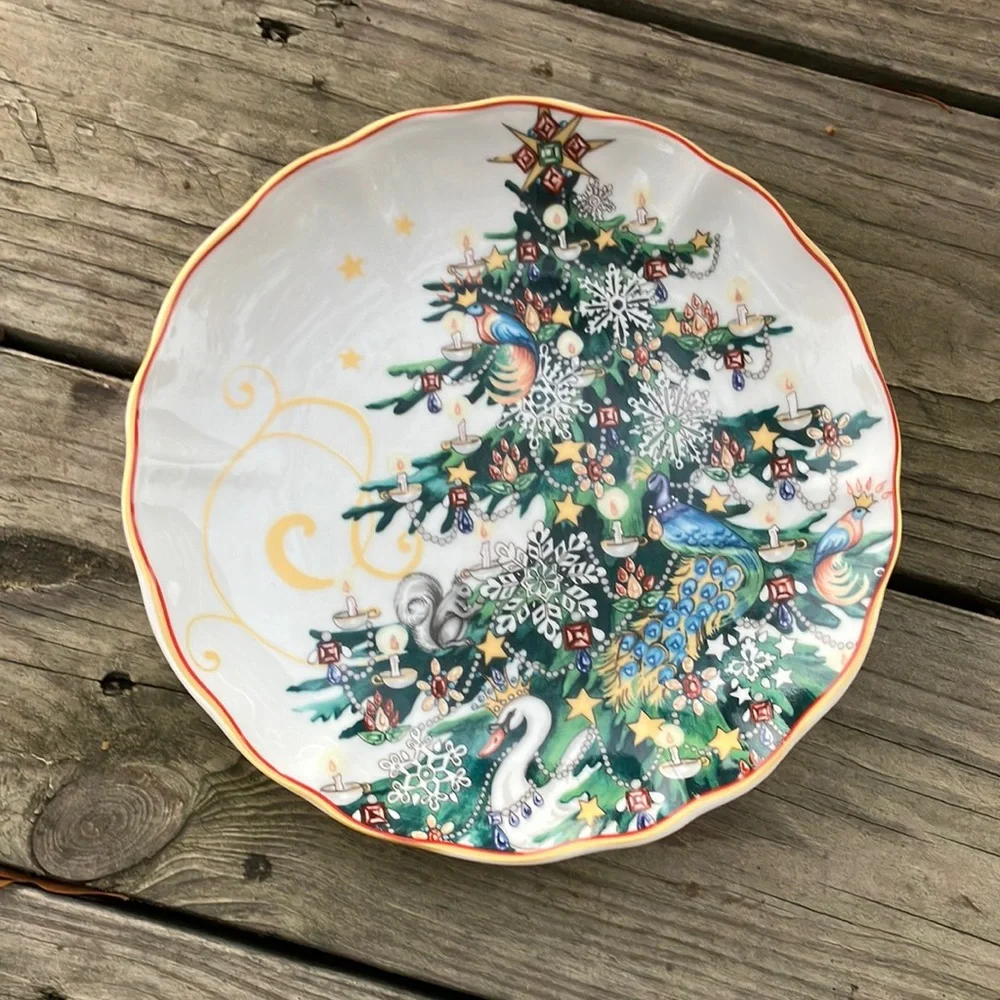 Christmas Tree salad plate exclusively for Williams-Sonoma 2012 - Picture 1 of 2